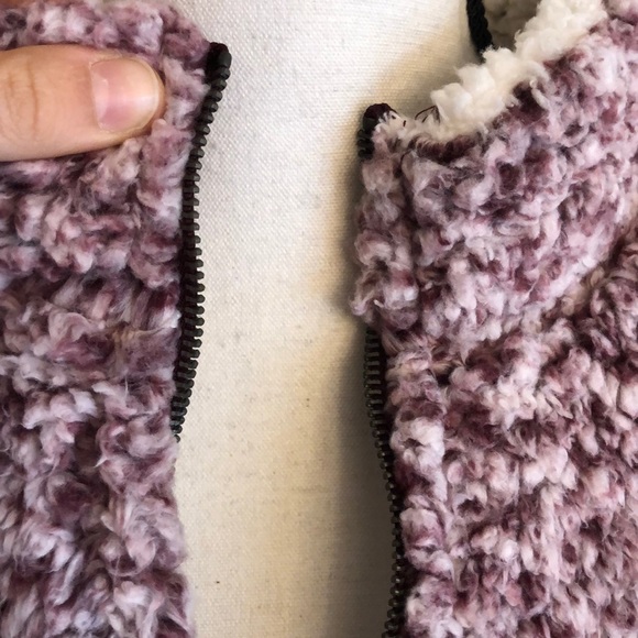 Maroon/white sherpa half zip jacket - Picture 4 of 6